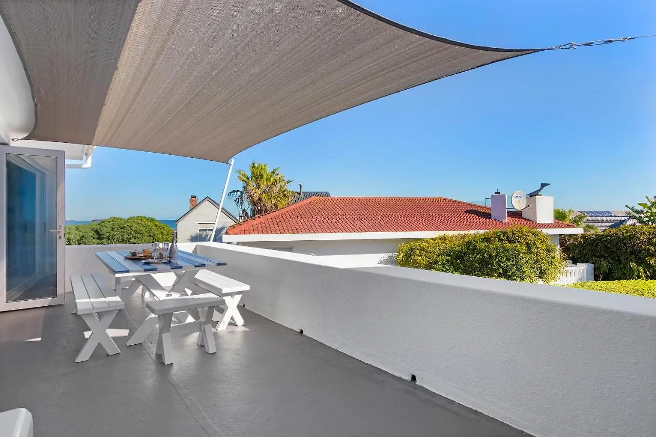 Sea View Hilltop Villa, Blouberg ケープタウン ヴィラ